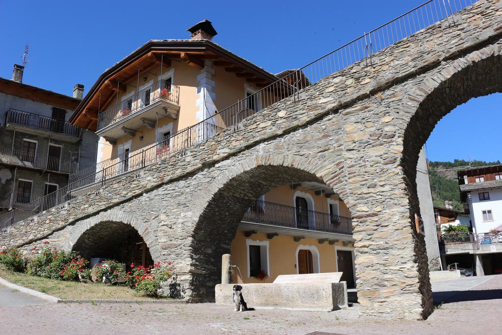 Maison Chabod Introd Exteriör bild